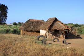 Typowe domy z okolic Tsavo.