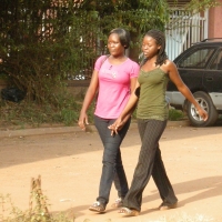 Studentki w Kampali.