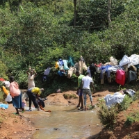 Pranie w rzece jest bardzo częste.