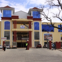 Takie sklepy też można spotkać nie tylko w stolicy.