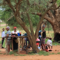 Przydrożny stragan.
