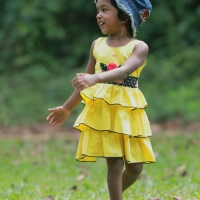 Młoda mieszkanka okolic Kitulgali.